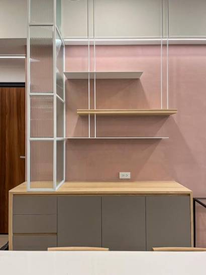 Gallery item