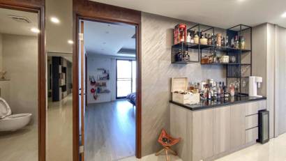 Gallery item