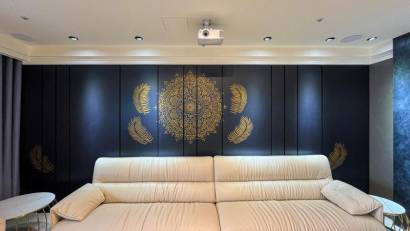 Gallery item