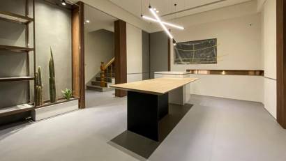 Gallery item