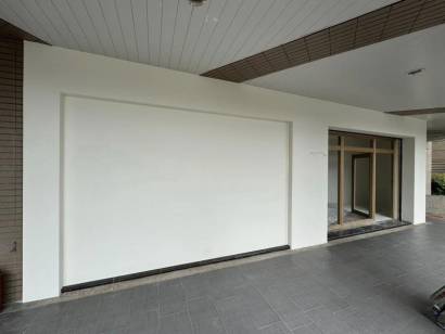 Gallery item