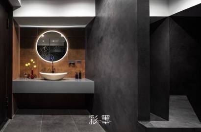 Gallery item