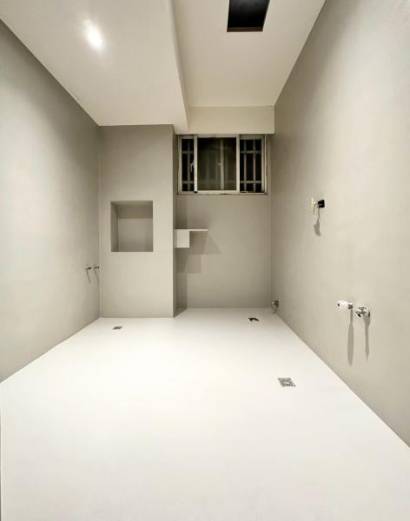 Gallery item