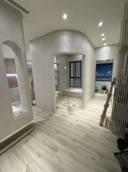 Gallery item