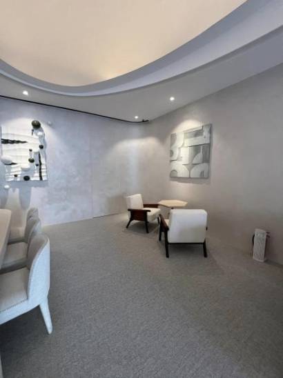 Gallery item
